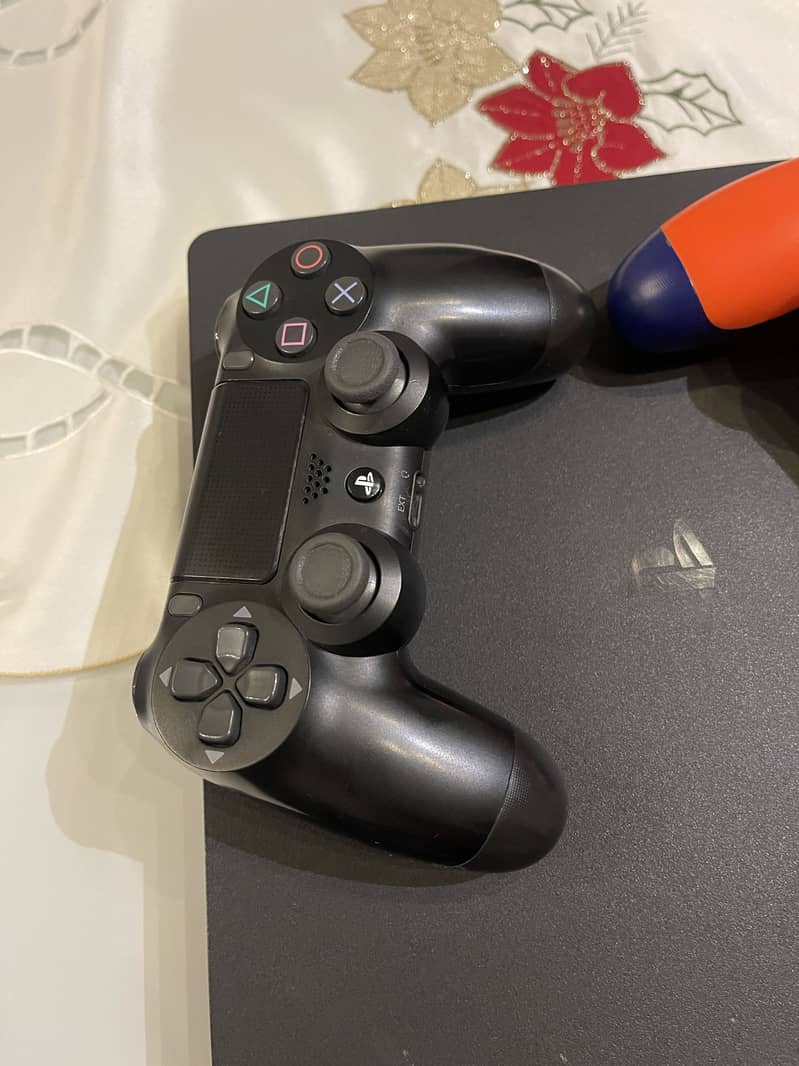 ps4 slim 5