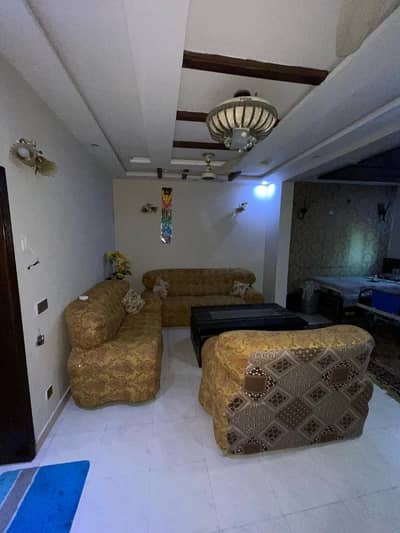 Vip 05 Marla Luxury Furnished Lower Portion Available For Rent In Bahria Town Lahore
