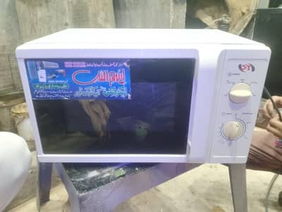 1 Year use 20 litar microwave original condition me hai reper nhi hoa