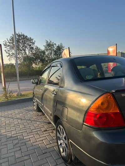 Suzuki Liana 2007