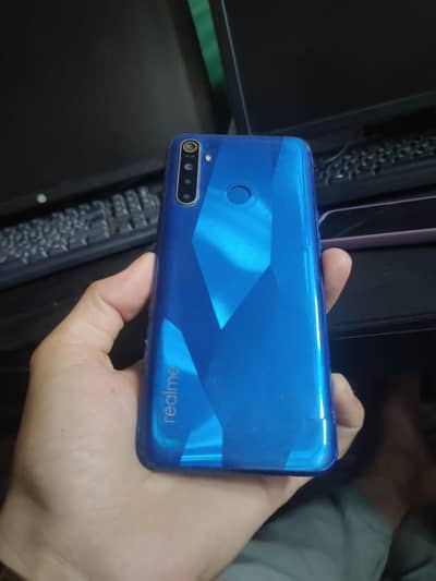 Oppo Realme 5 (4GB RAM / 64GB Storage)