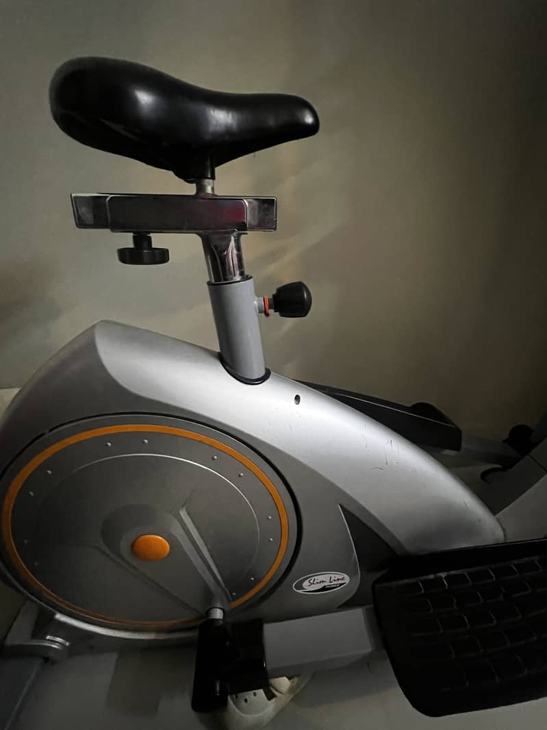cross trainer machine elliptical 1