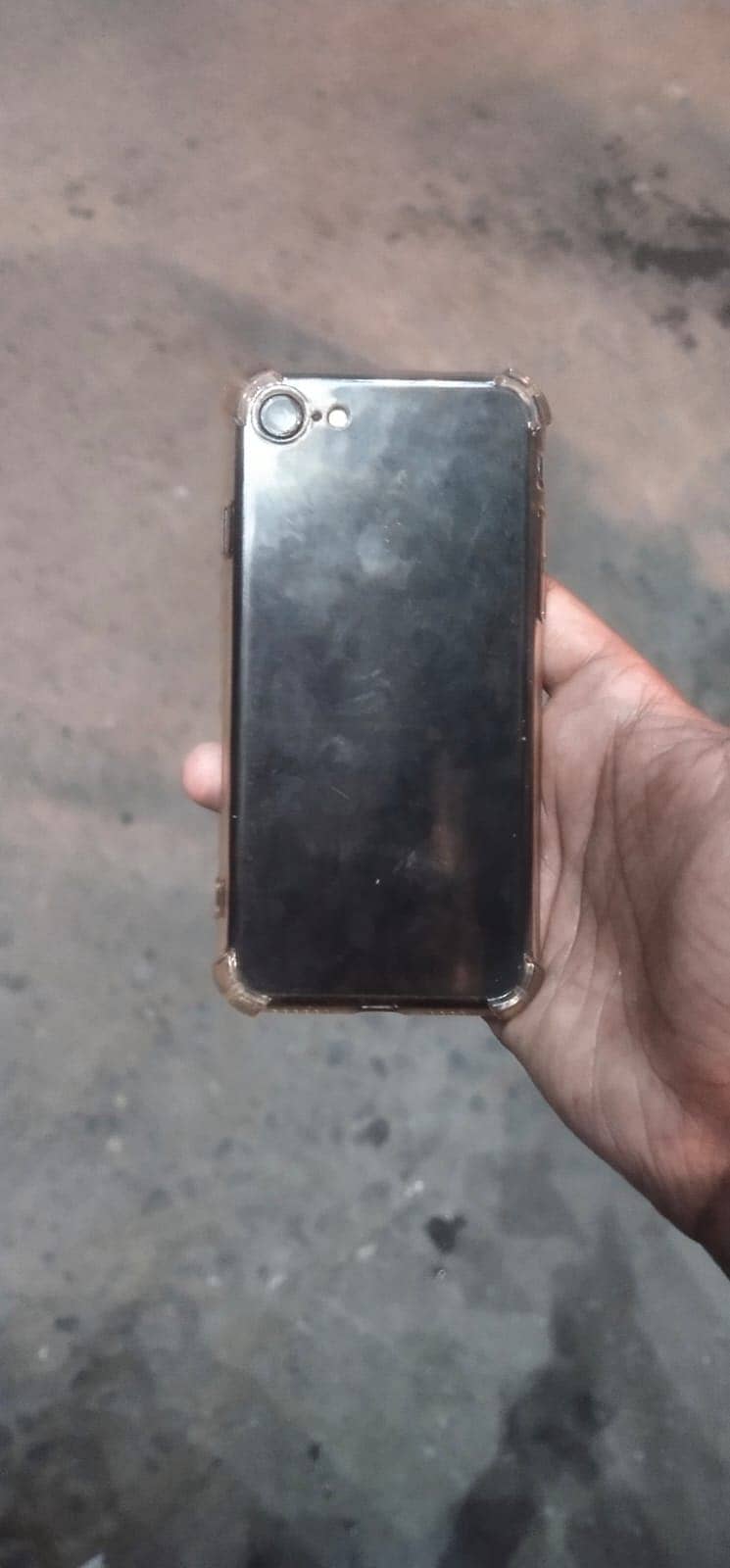 Apple iPhone 7 1