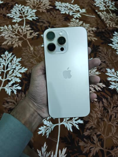 Apple iPhone 16 Pro Max factory unlock