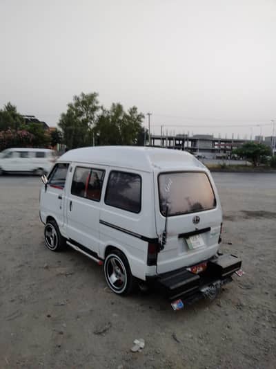 Suzuki Carry 2011 phon nbr 03315454894