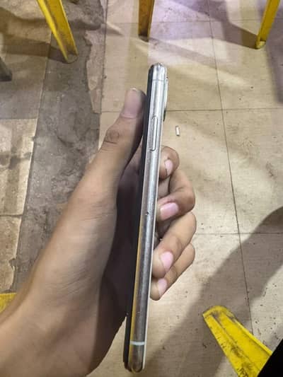 Apple iPhone X