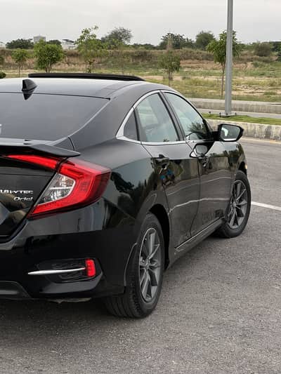 Honda Civic Oriel 2020