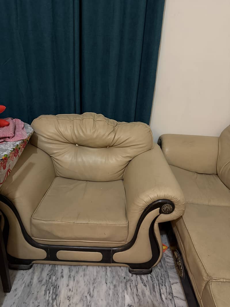 Sofa set (7) 1