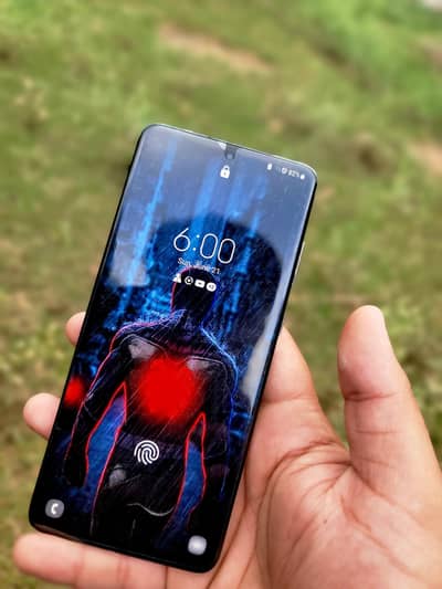 Samsung Mobile S20 Plus 256 gb non