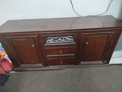 Dressing table