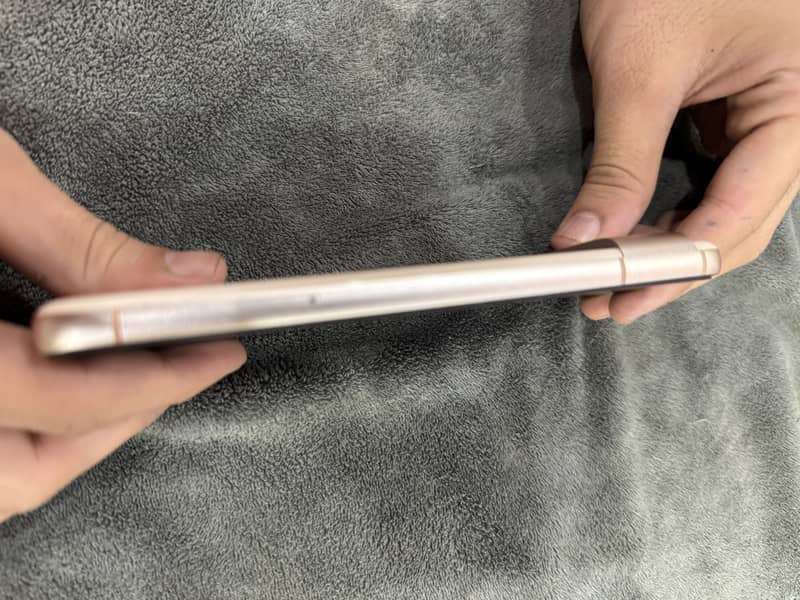 Google Pixel 8 3