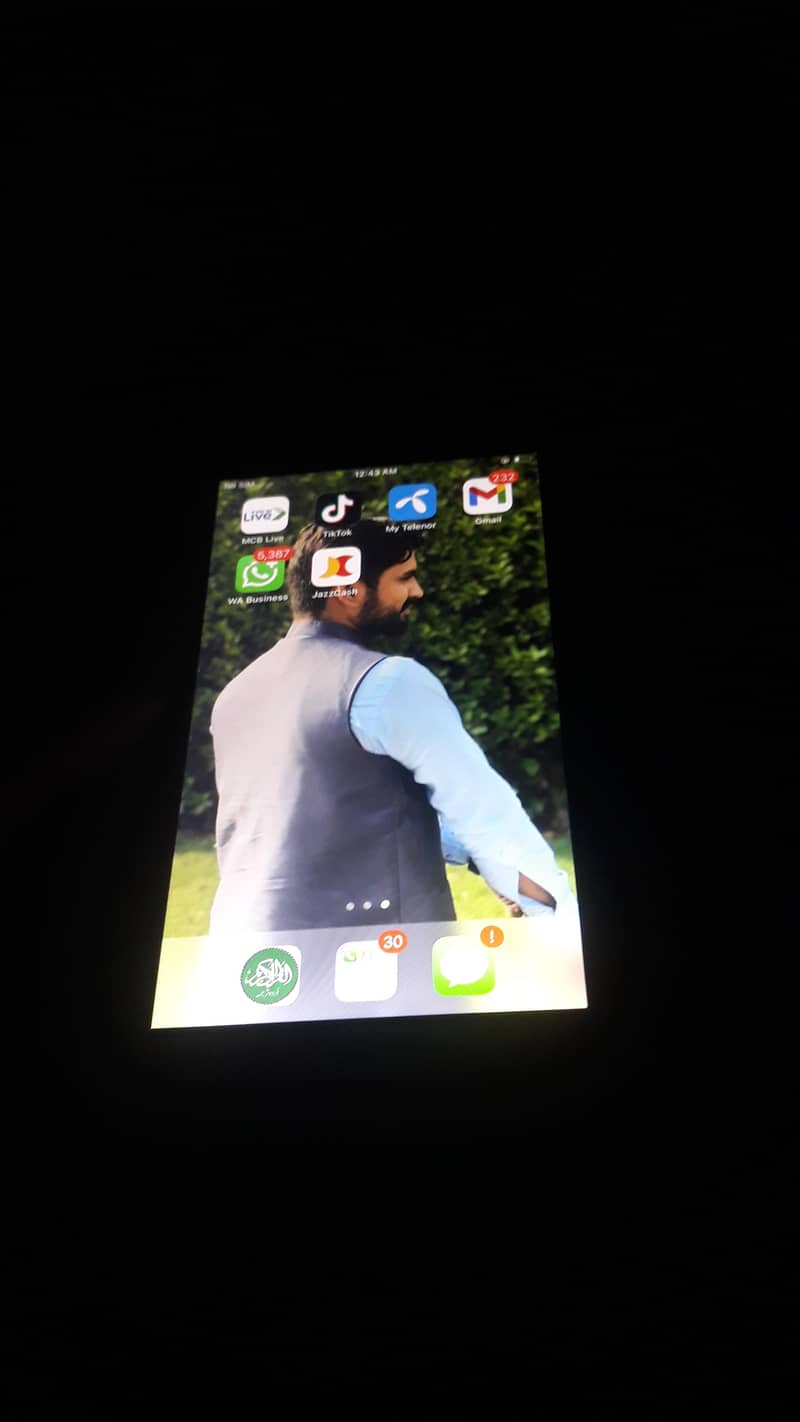 Apple iPhone 7 Plus 1