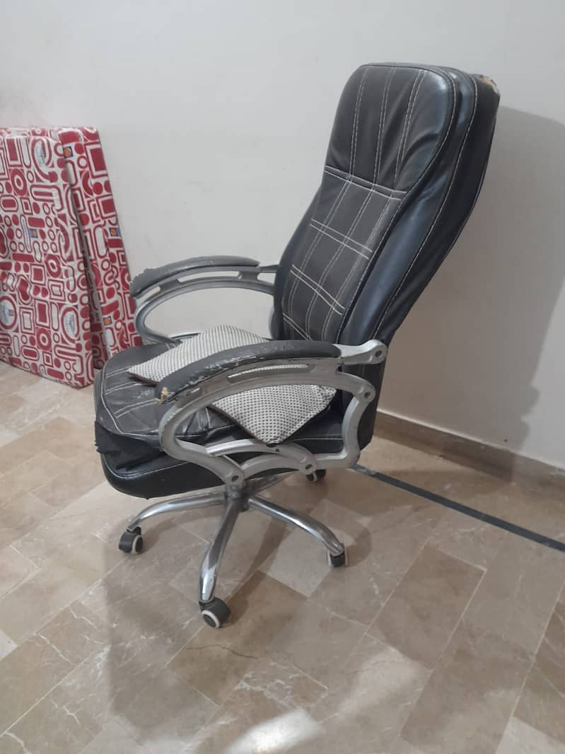 Computer Chair 1