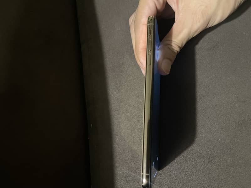 Apple iPhone X 2