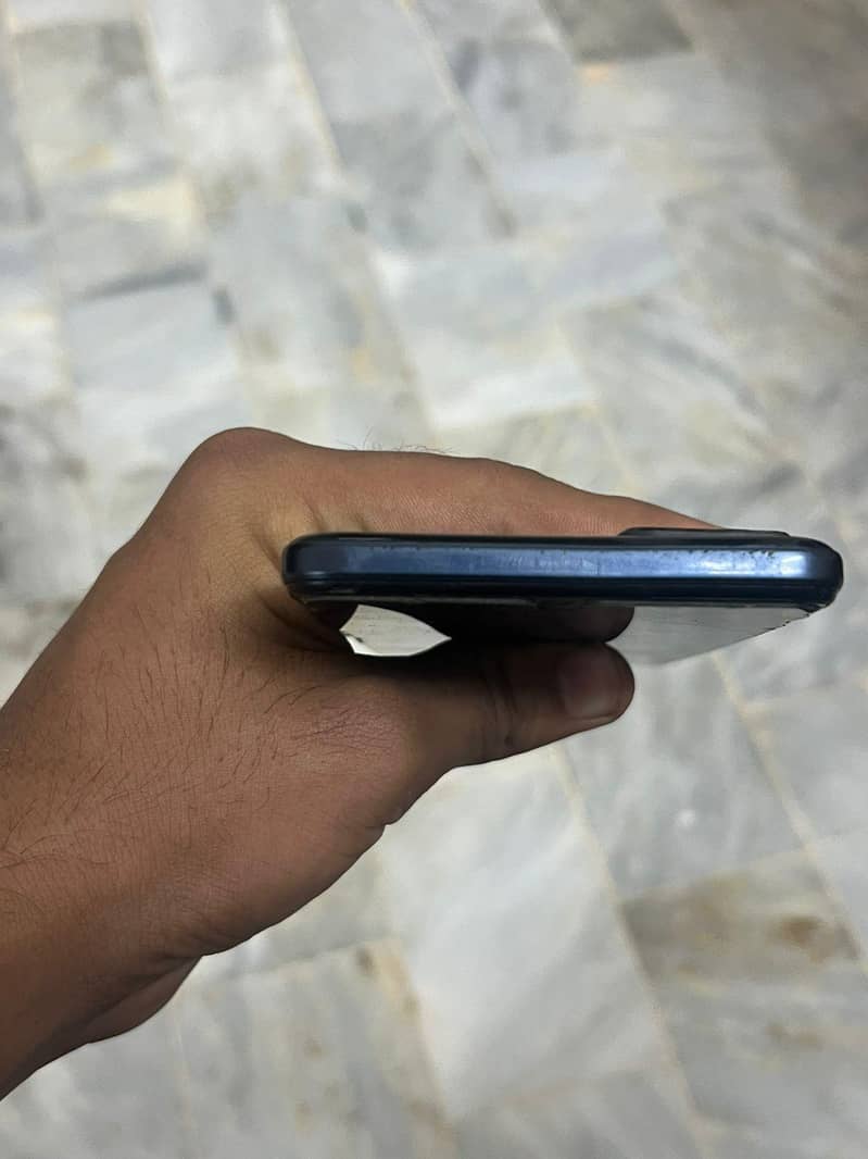 Tecno CAMON 18T 1