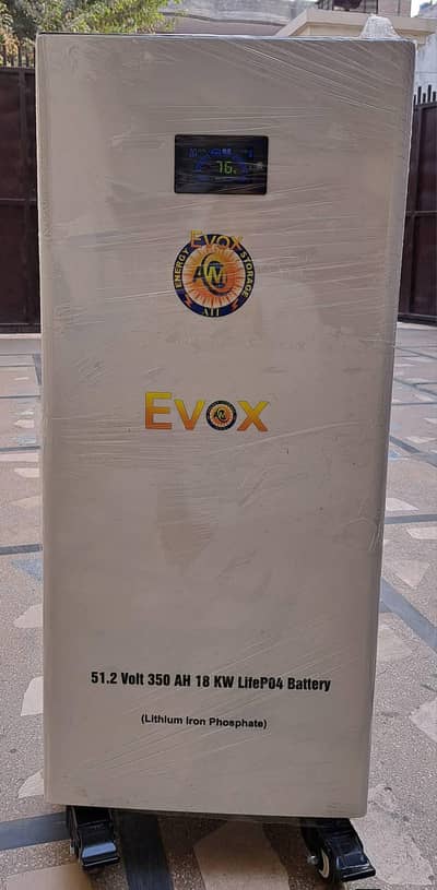 48 volts 350 Amp Lithium Ion Battery.