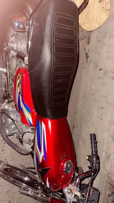 Honda CG 125 2022