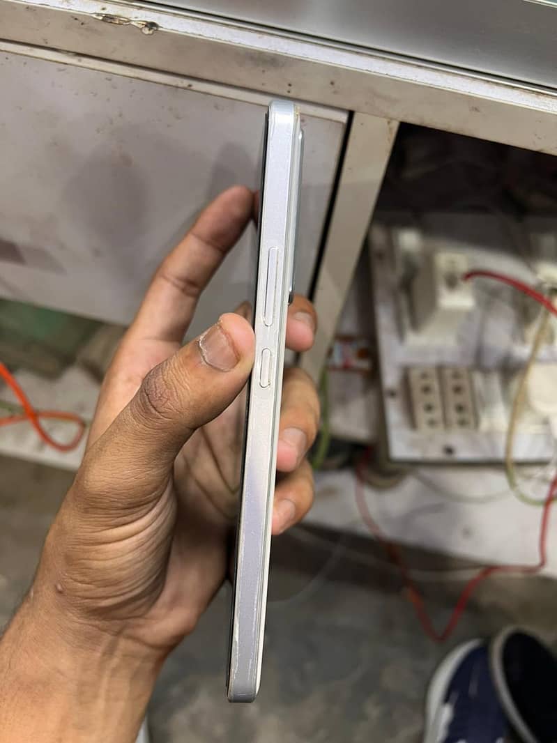 Realme Neo7 4