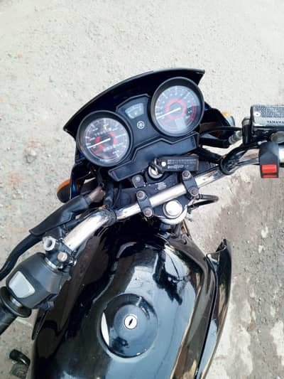 Yamaha ybr