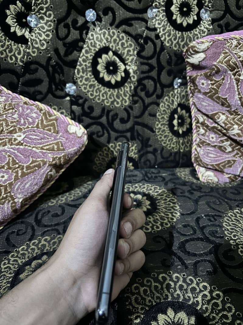 Google Pixel 7 Pro 6
