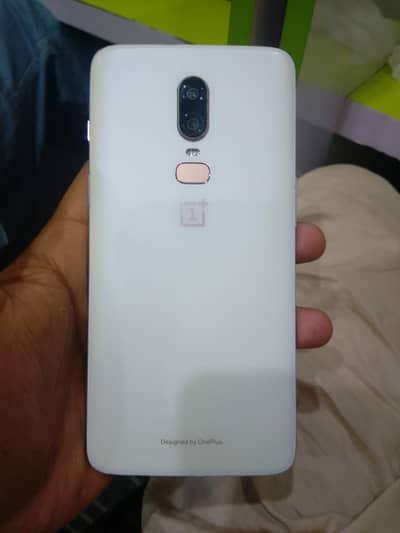 One Plus 6
