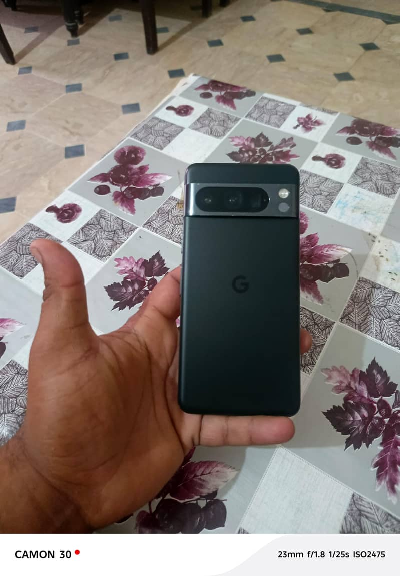 Google Pixel 8 Pro 2