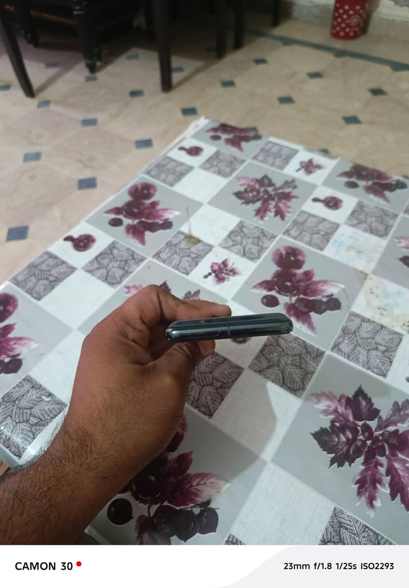 Google Pixel 8 Pro 4