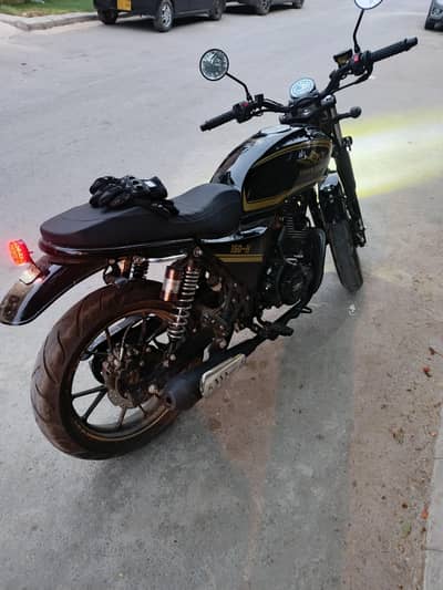 Super Star Thunder 150cc black 1000km