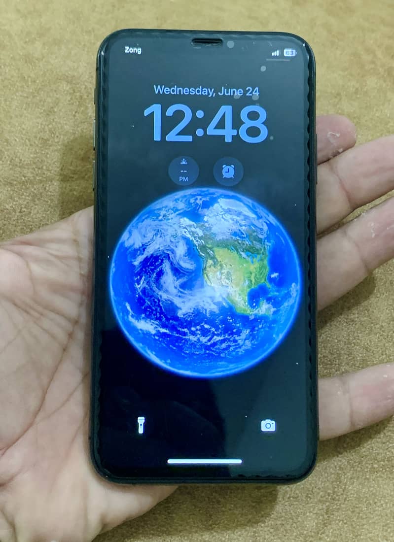 iPhone XS 1
