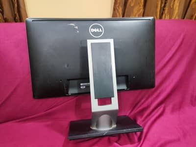 Dell P2214H - IPS 21.5-inch Full HD (1920 × 1080) monitor