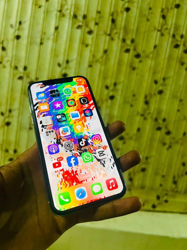 Apple iPhone X 1
