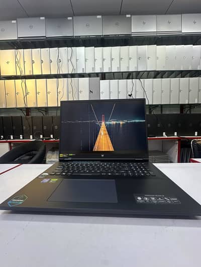 Acer Predator Helios 18