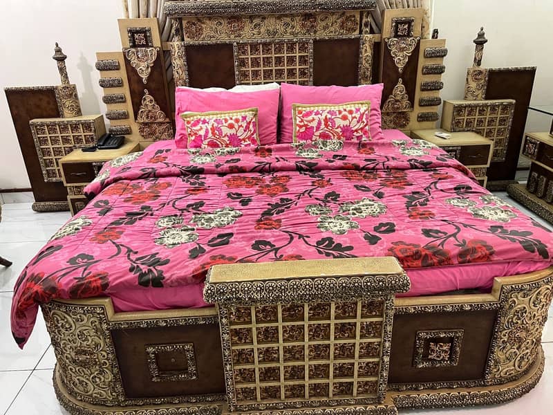 Decent Furnitures\ bridal Furniture \ luxury Bed Room set for sale 0