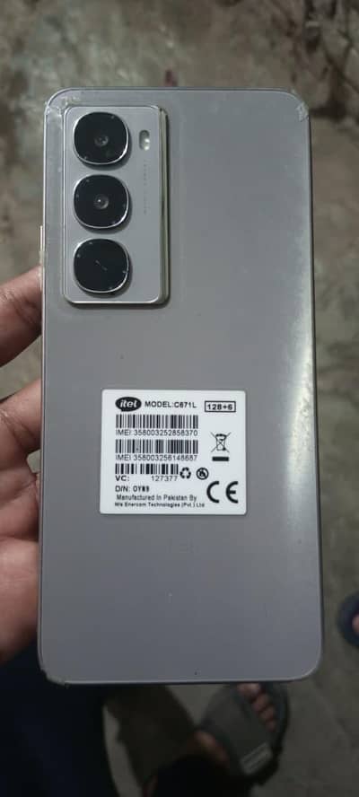 Itel City 100