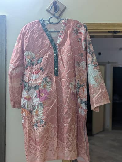 Cute Medium-Large Size Shirt by Ideas