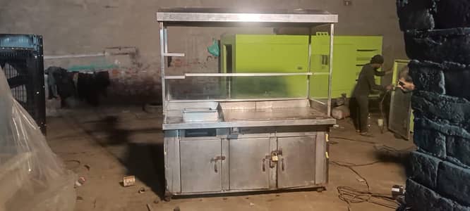 burger and shawarma counter
