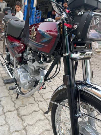 blqul bike okay han ak rupees ka Kam nhi han enraging man sale kr rahy