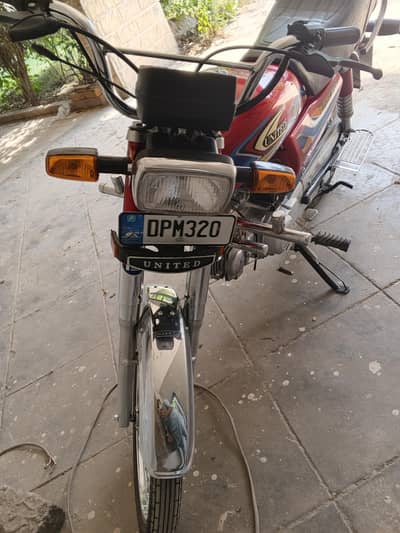 United 70 CC  Bike