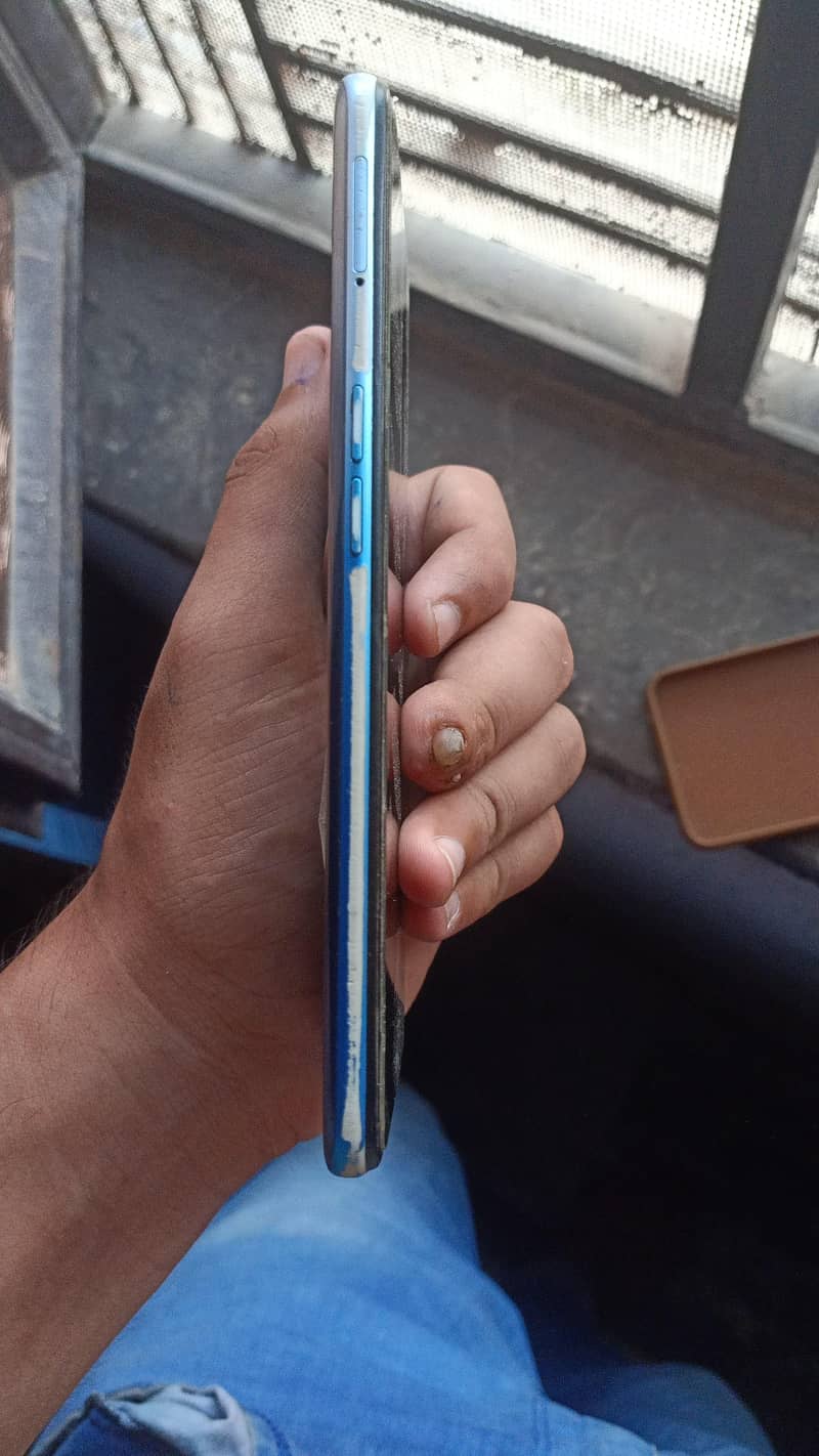 OPPO A53 3