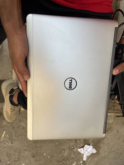 Dell latitude 7440