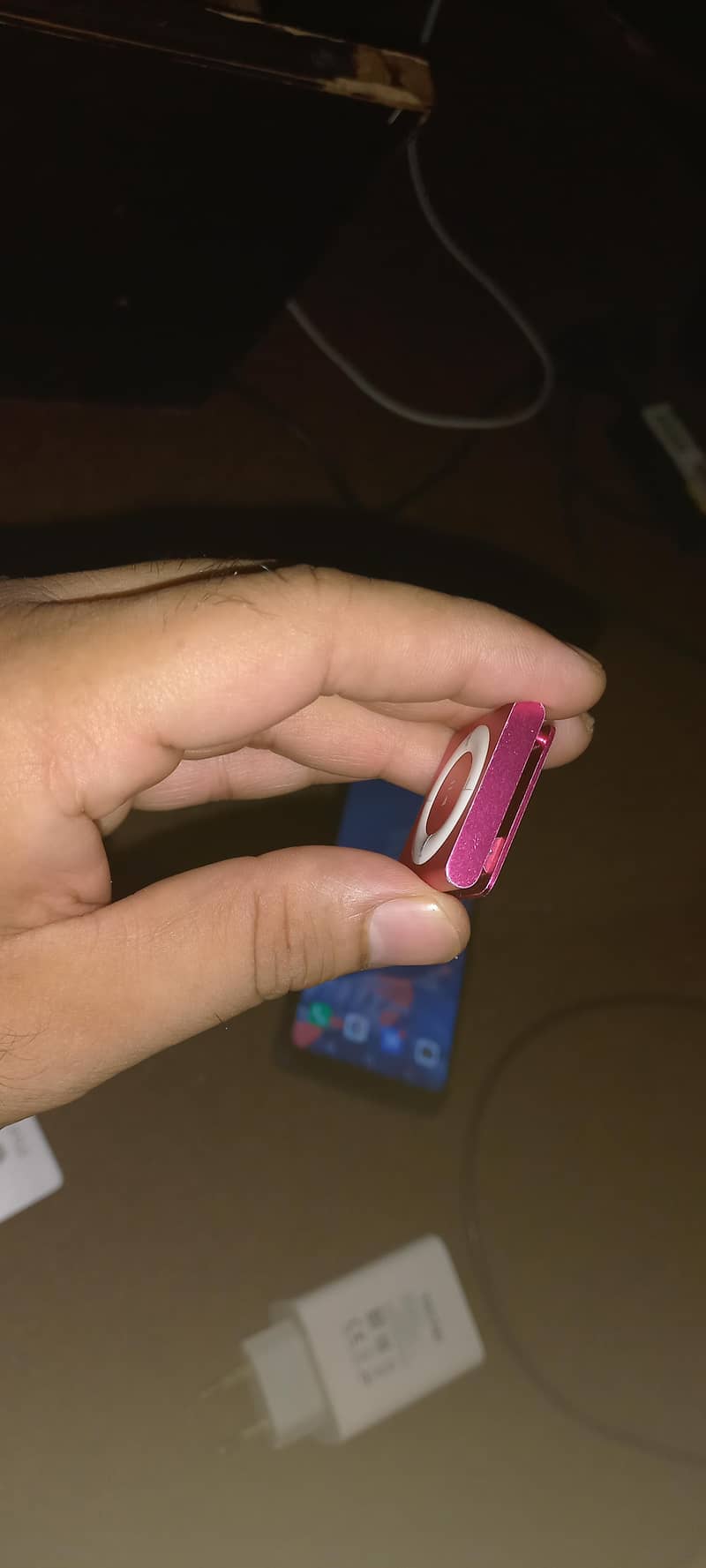 iPod Shuffle 4th Gen 3