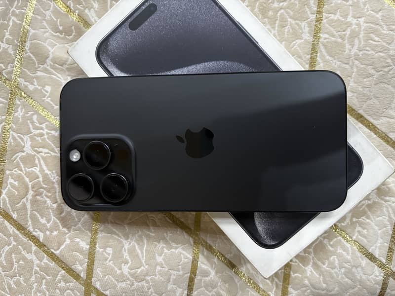 Iphone 15 pro max 7