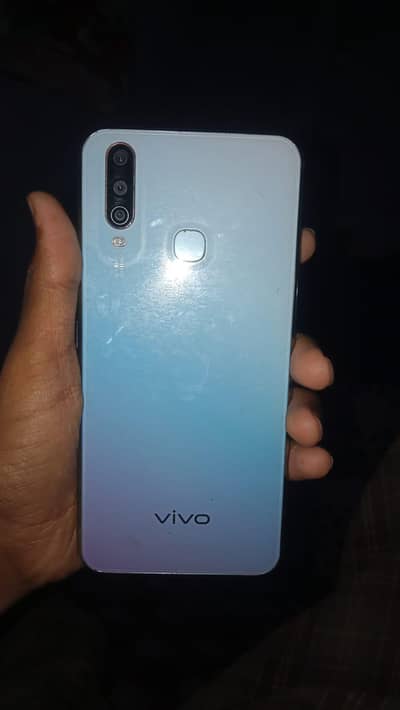 Vivo Y17
