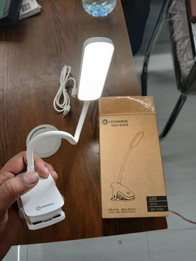 TABLE LAMP Dimmable 4000k, USB Rechargeable