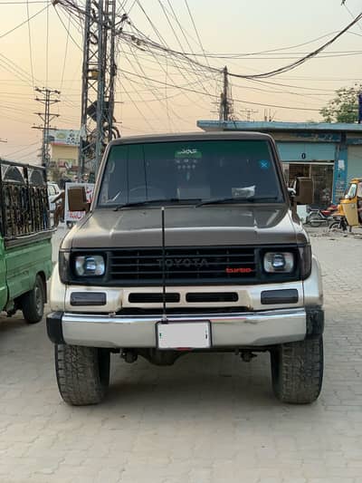 Toyota Land Cruiser 1990