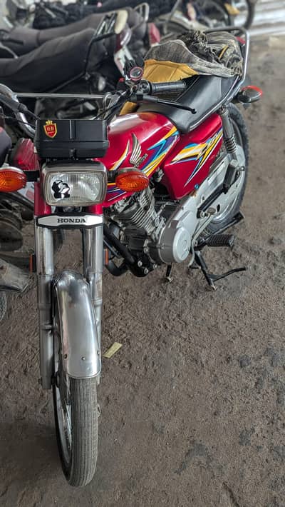 Honda 125 ℎ