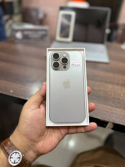 Apple iPhone 16 Pro