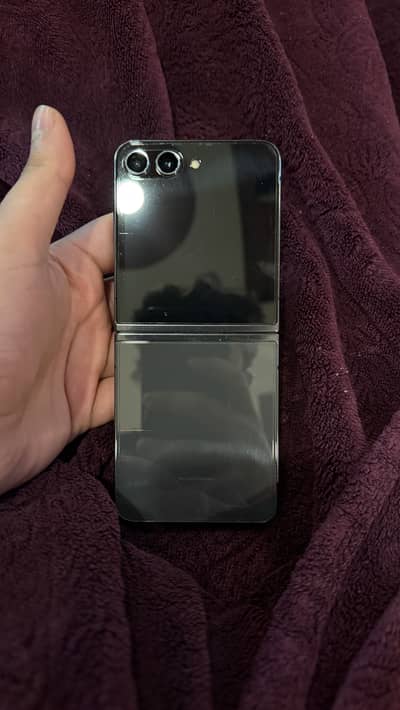 Samsung Mobile Z Flip 5