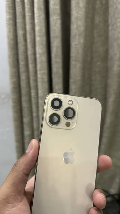 Iphone 13 pro casing