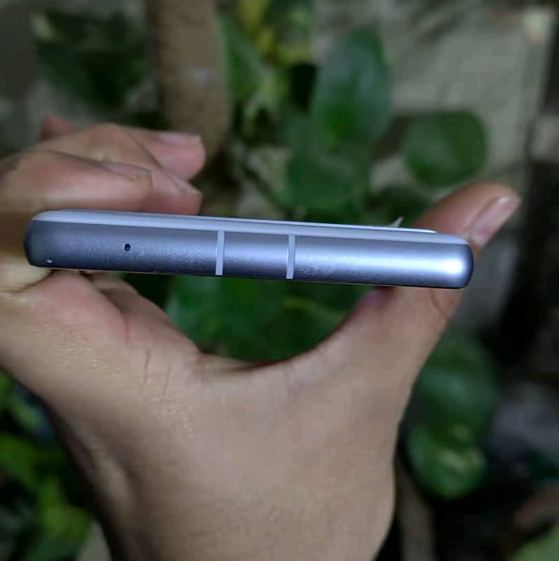 Google Pixel 7a 1